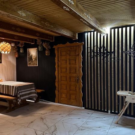Водограй Hotell Vorochta Exteriör bild