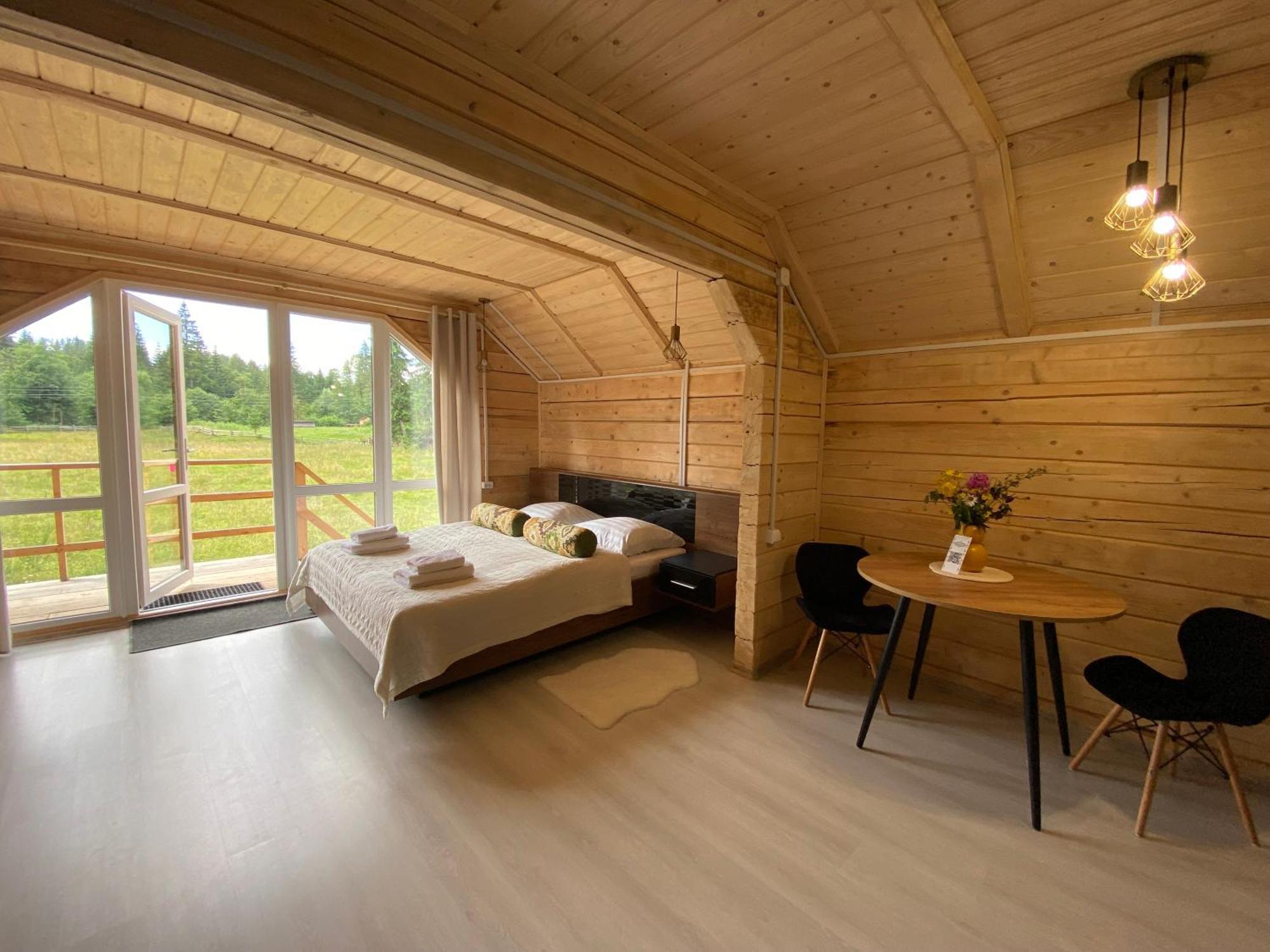 Водограй Hotell Vorochta Exteriör bild