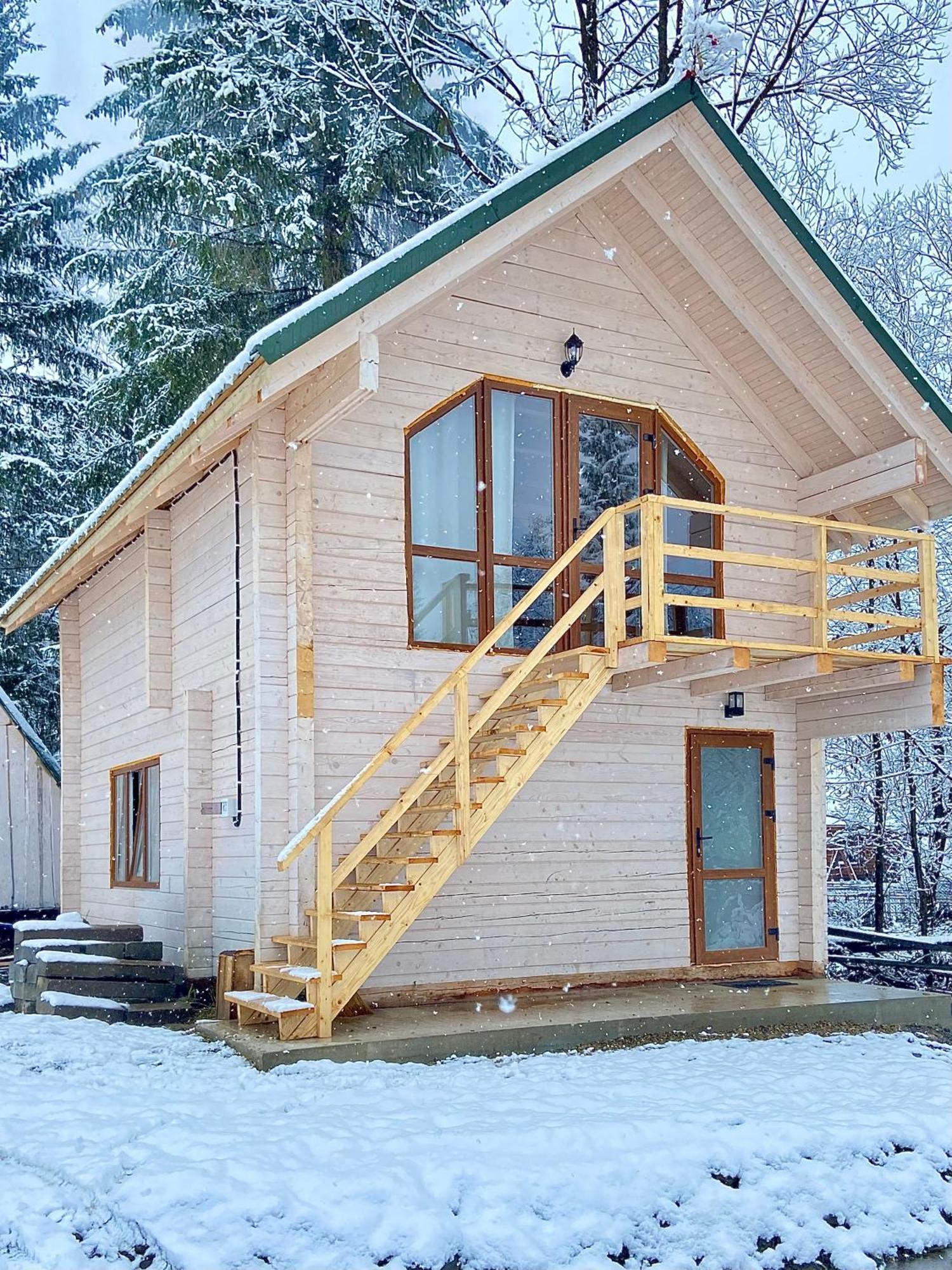 Водограй Hotell Vorochta Exteriör bild