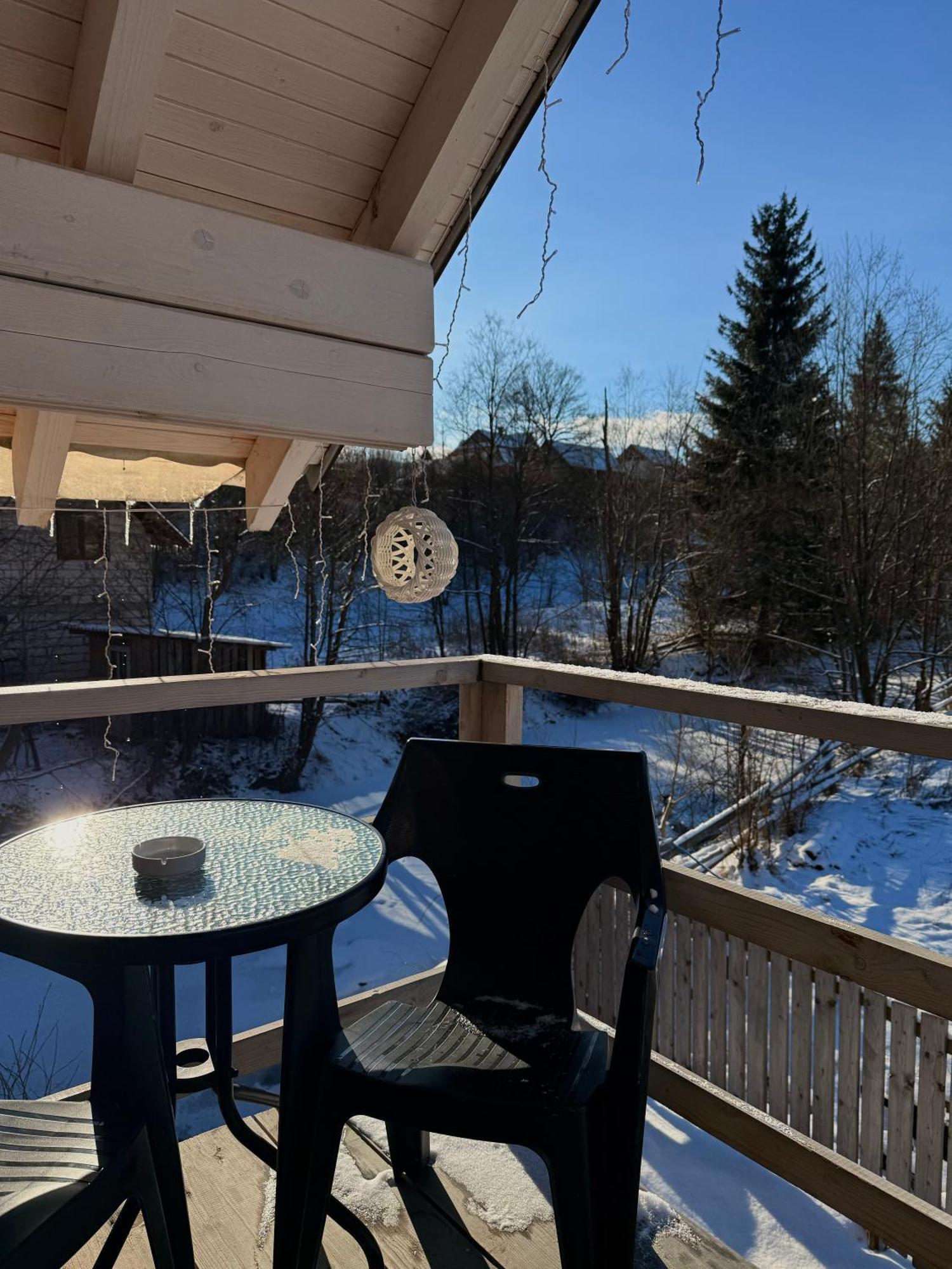 Водограй Hotell Vorochta Exteriör bild