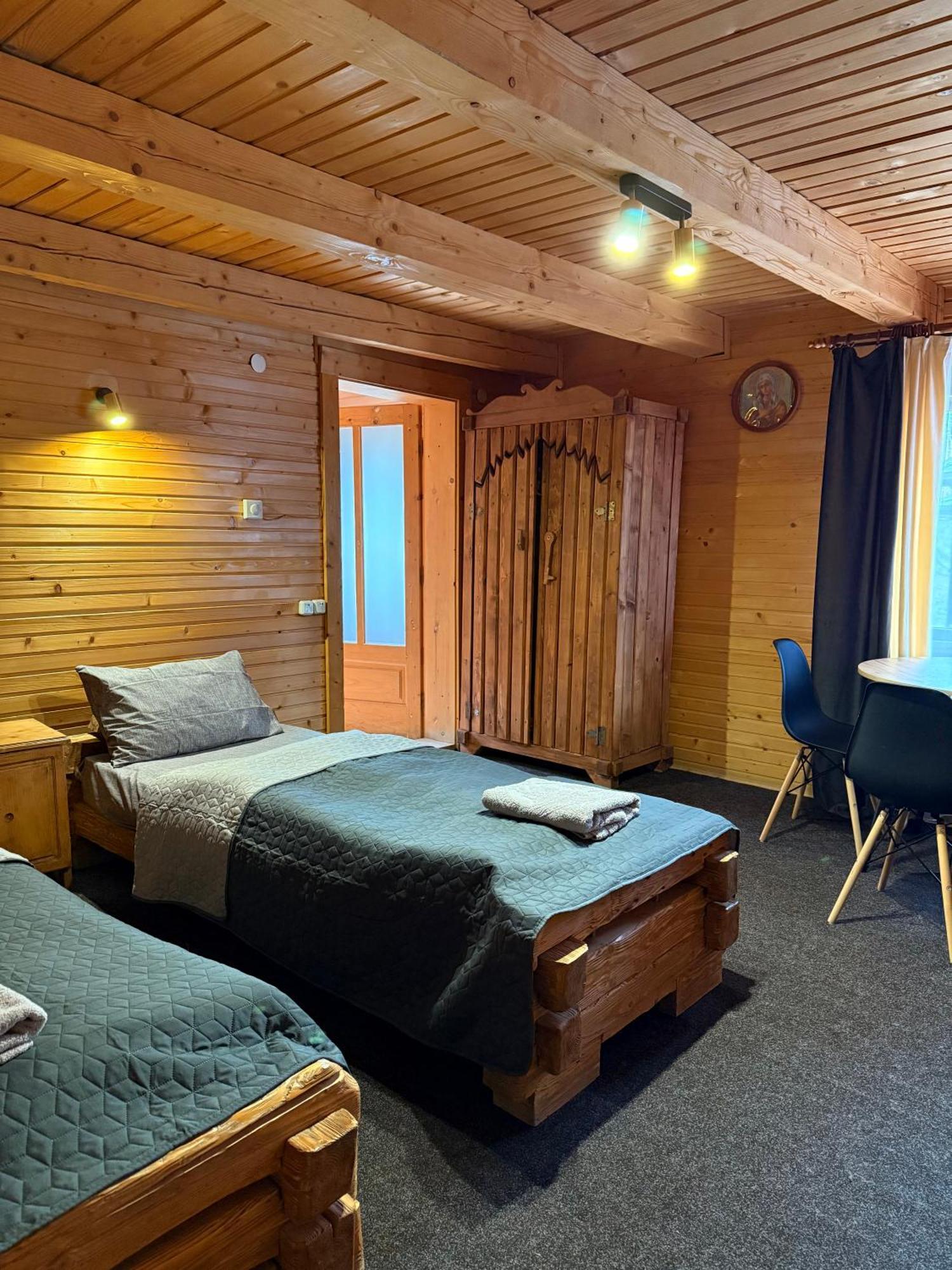 Водограй Hotell Vorochta Exteriör bild