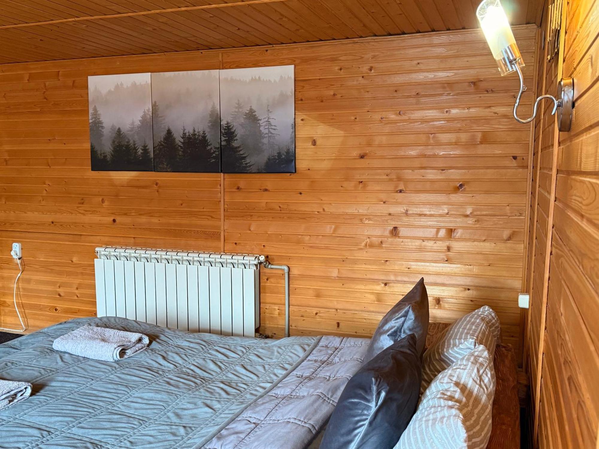 Водограй Hotell Vorochta Exteriör bild