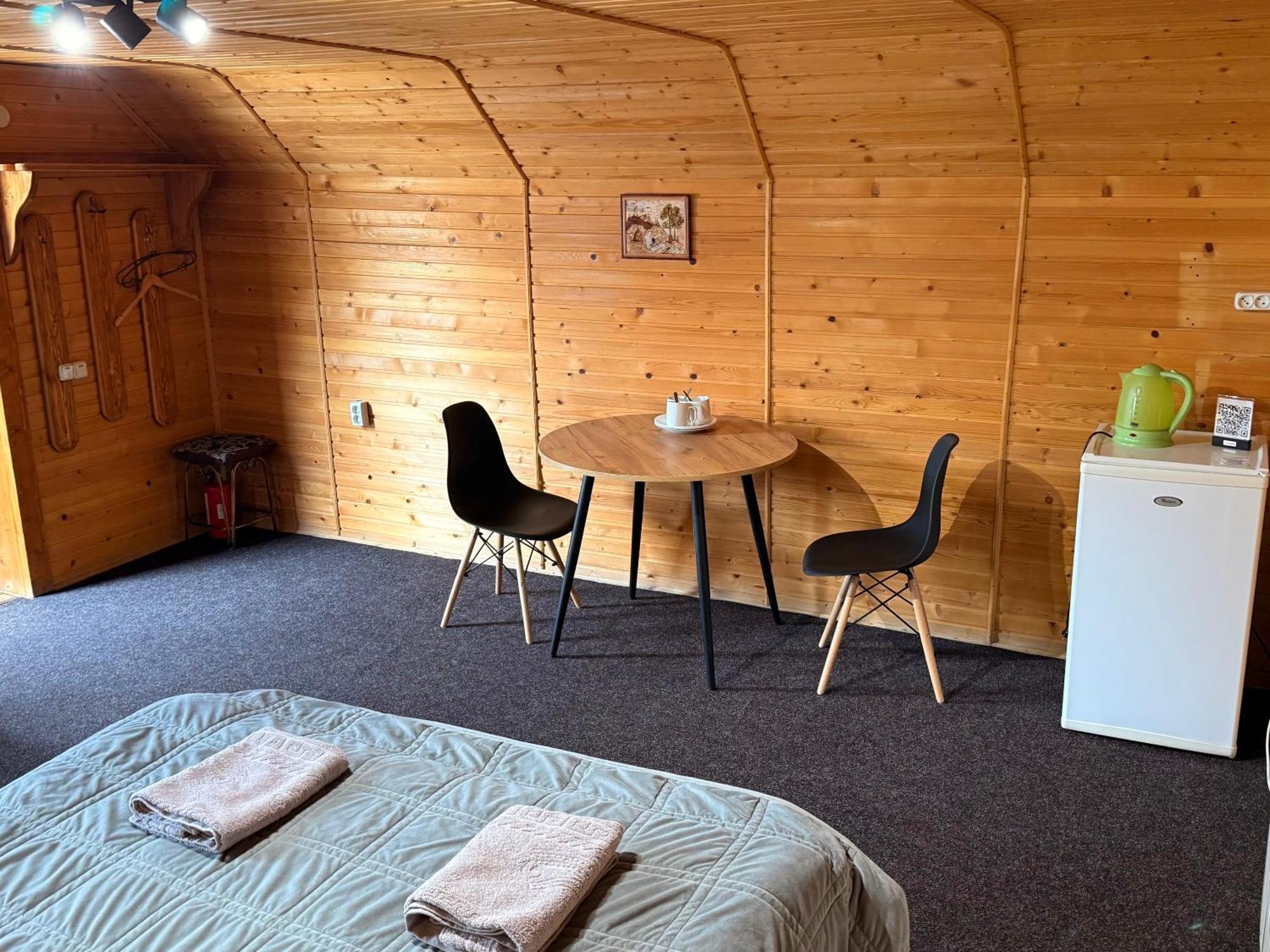 Водограй Hotell Vorochta Exteriör bild